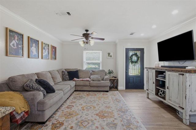 728 Jefferson Drive, Lake Charles, LA 70605
