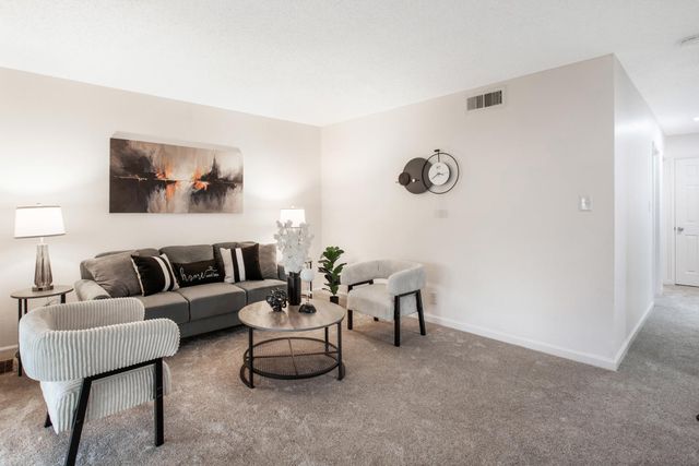 2213 Warrenton Dr, Rancho Cordova, CA 95670