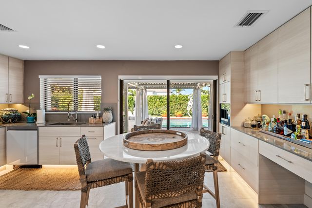 3605 S Lake Drive, Boynton Beach, FL 33435