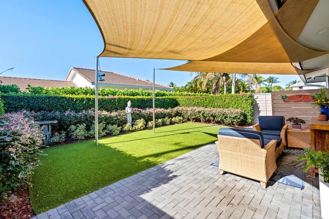 3605 S Lake Drive, Boynton Beach, FL 33435