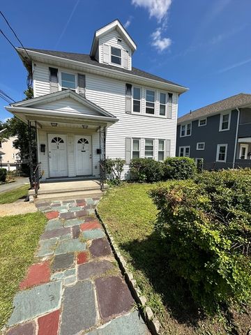 16 Colonial Ave 1, Newton, MA 02460
