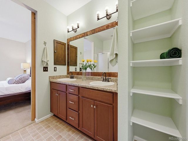 5006 S Wenatchee St, Aurora, CO 80015