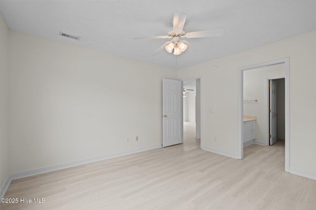 123 NE 6th Street, Oak Island, NC 28465