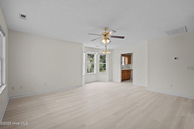 123 NE 6th Street, Oak Island, NC 28465