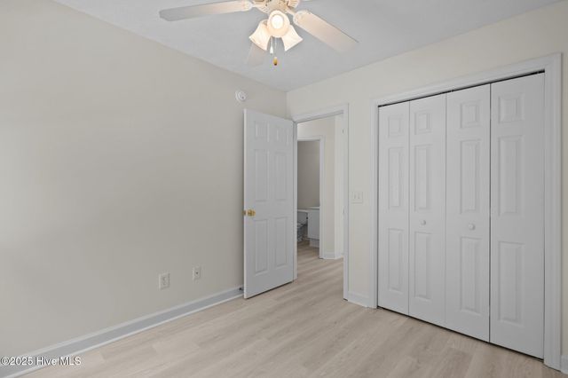 123 NE 6th Street, Oak Island, NC 28465