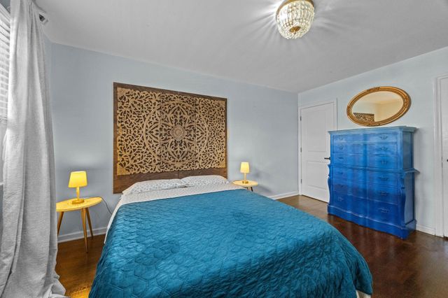 4 PARKSIDE LANE, Bayonne, NJ 07002