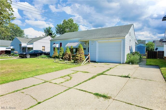 6117 Ira Avenue, Brooklyn, OH 44144