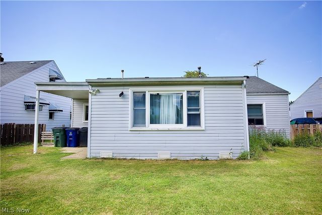 6117 Ira Avenue, Brooklyn, OH 44144