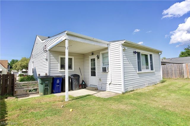 6117 Ira Avenue, Brooklyn, OH 44144