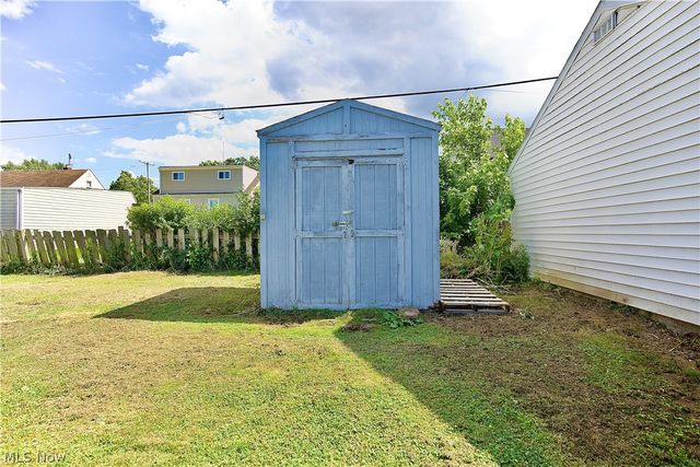 6117 Ira Avenue, Brooklyn, OH 44144