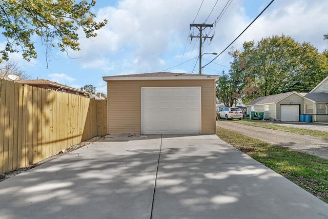 100 S Midland Avenue, Joliet, IL 60436