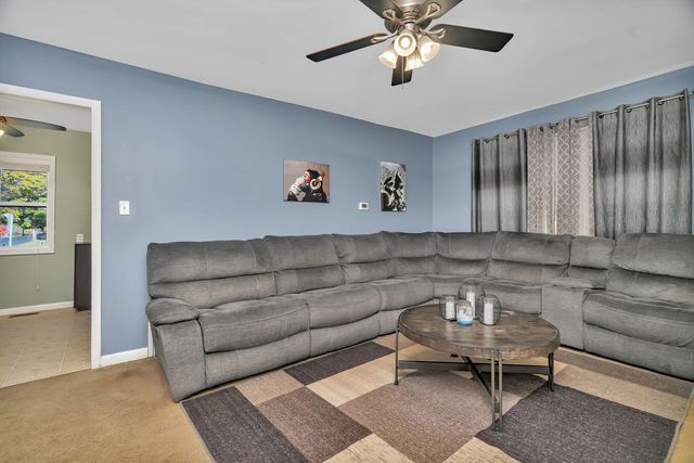 100 S Midland Avenue, Joliet, IL 60436