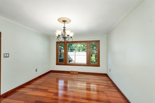 160 Pelczar Rd, Dracut, MA 01826