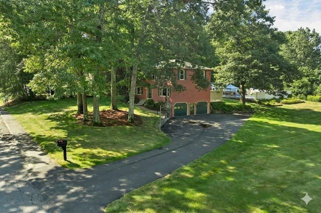 160 Pelczar Rd, Dracut, MA 01826