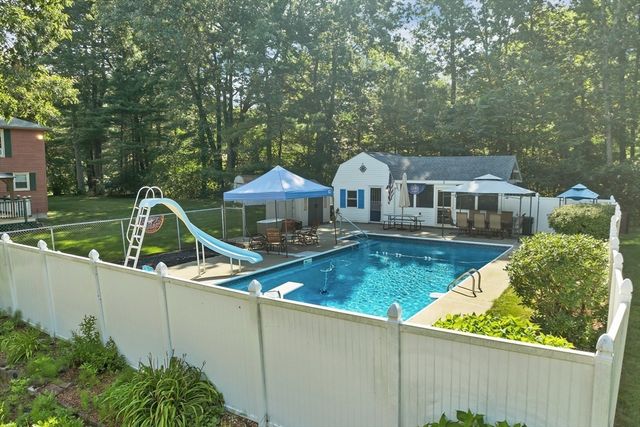 160 Pelczar Rd, Dracut, MA 01826