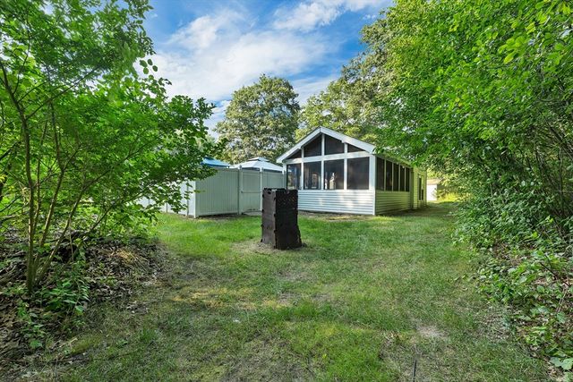 160 Pelczar Rd, Dracut, MA 01826