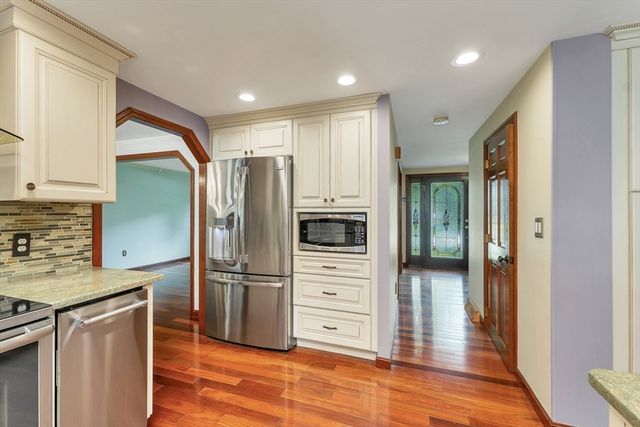 160 Pelczar Rd, Dracut, MA 01826