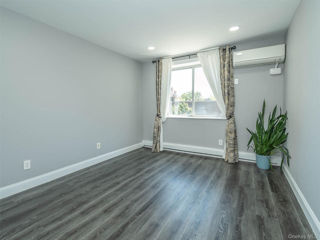 139-87 35th Avenue 4B, Flushing, NY 11354