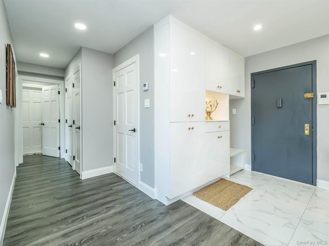 139-87 35th Avenue 4B, Flushing, NY 11354