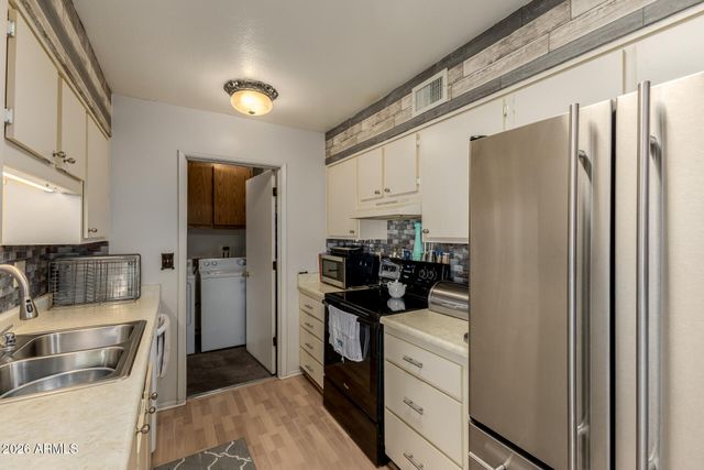 13461 W DESERT GLEN Drive, Sun City West, AZ 85375