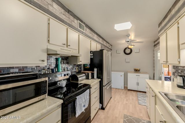 13461 W DESERT GLEN Drive, Sun City West, AZ 85375