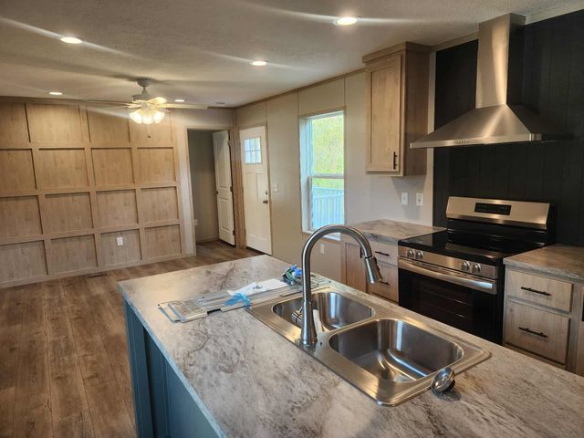 34 Overlook Lane, Coventry, VT 05855