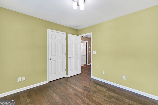 5008 Bethpage Drive, Suwanee, GA 30024