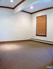 239 Old Tappan Road 1, Old Tappan, NJ 07675