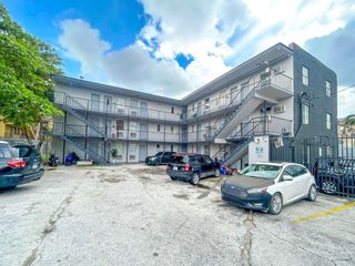 1261 NW 59th Street, Miami, FL 33142