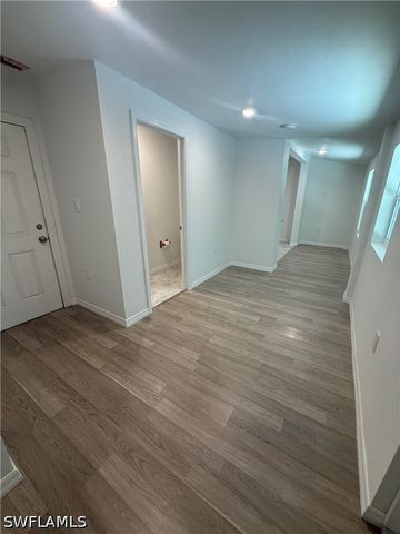 12154 Americus LN, Naples, FL 34113