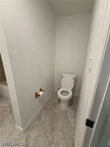12154 Americus LN, Naples, FL 34113