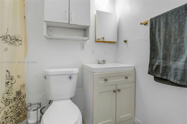 2240 Dr Martin Luther King Jr Boulevard, Pompano Beach, FL 33069