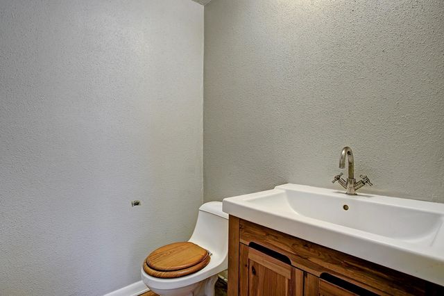 217 Roy Street 2, Houston, TX 77007