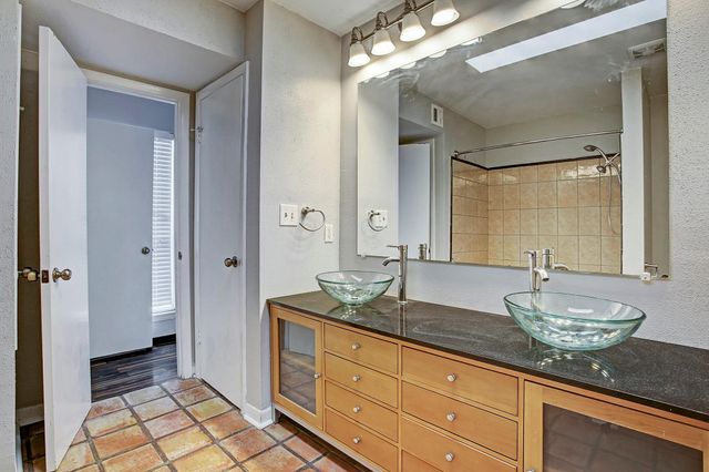 217 Roy Street 2, Houston, TX 77007