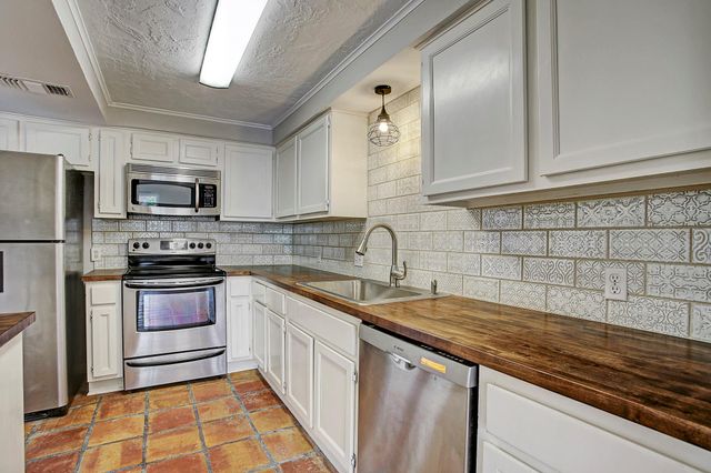 217 Roy Street 2, Houston, TX 77007