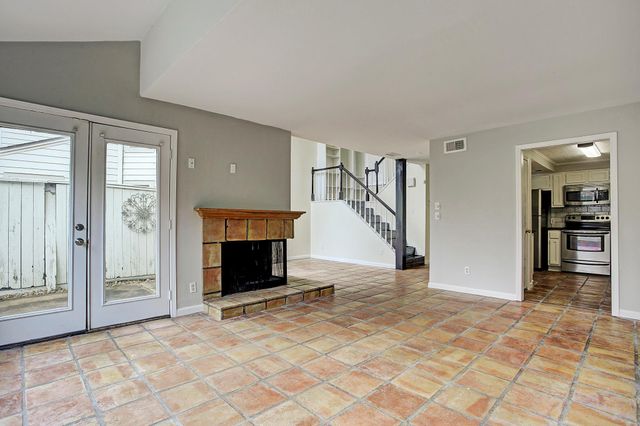 217 Roy Street 2, Houston, TX 77007