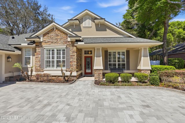 376 N LOMBARDY Loop, St. Johns, FL 32259