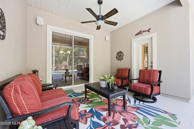 376 N LOMBARDY Loop, St. Johns, FL 32259