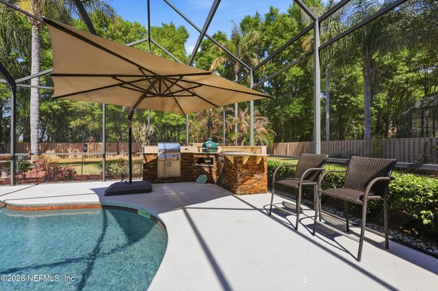 376 N LOMBARDY Loop, St. Johns, FL 32259