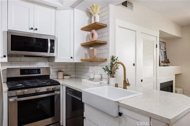 80 Montana Del Lago Drive, Rancho Santa Margarita, CA 92688