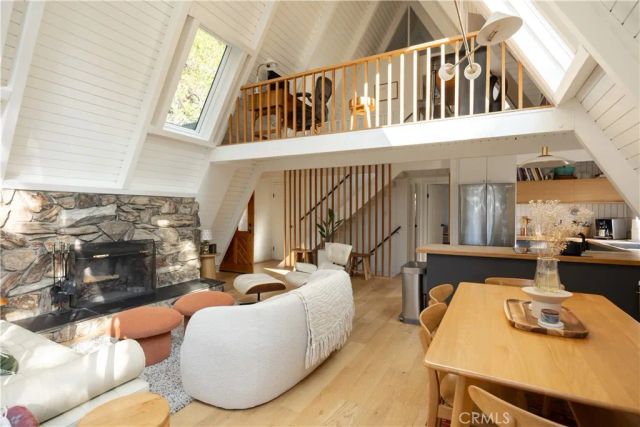 399 Rainier Road, Lake Arrowhead, CA 92352