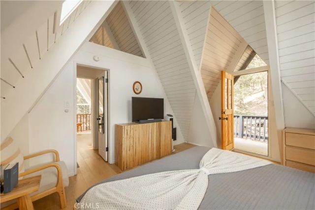 399 Rainier Road, Lake Arrowhead, CA 92352