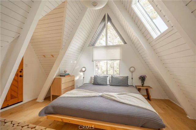 399 Rainier Road, Lake Arrowhead, CA 92352