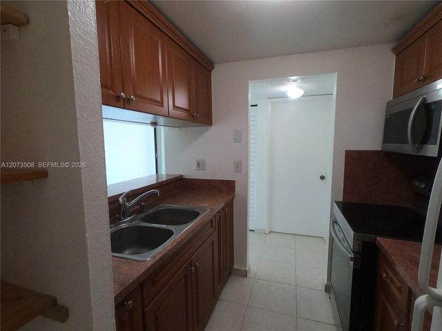 8004 SW 149th Avenue C110, Miami, FL 33193