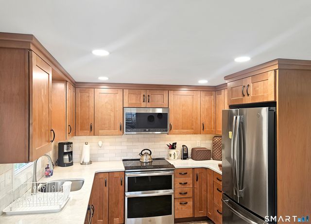 46 Card Street, Lebanon, CT 06249