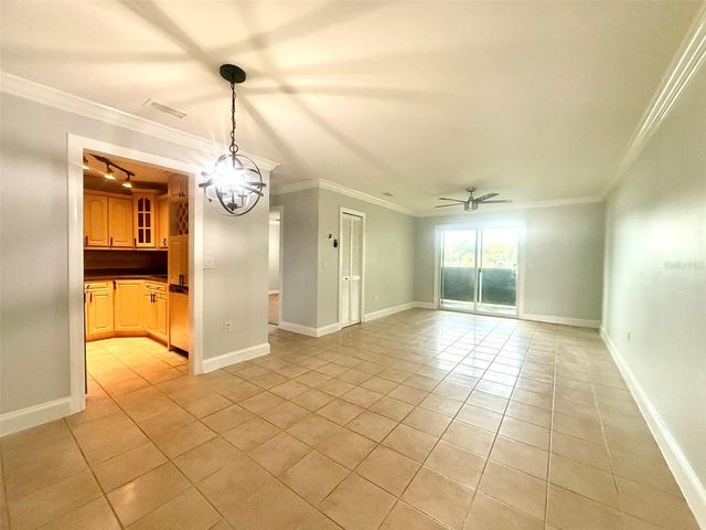 926 LAKE DESTINY ROAD F, Altamonte Springs, FL 32714