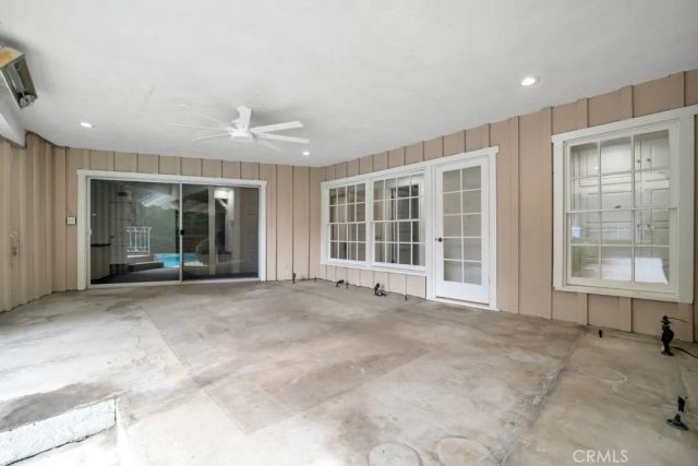 4809 Queen Victoria Road, Woodland Hills, CA 91364