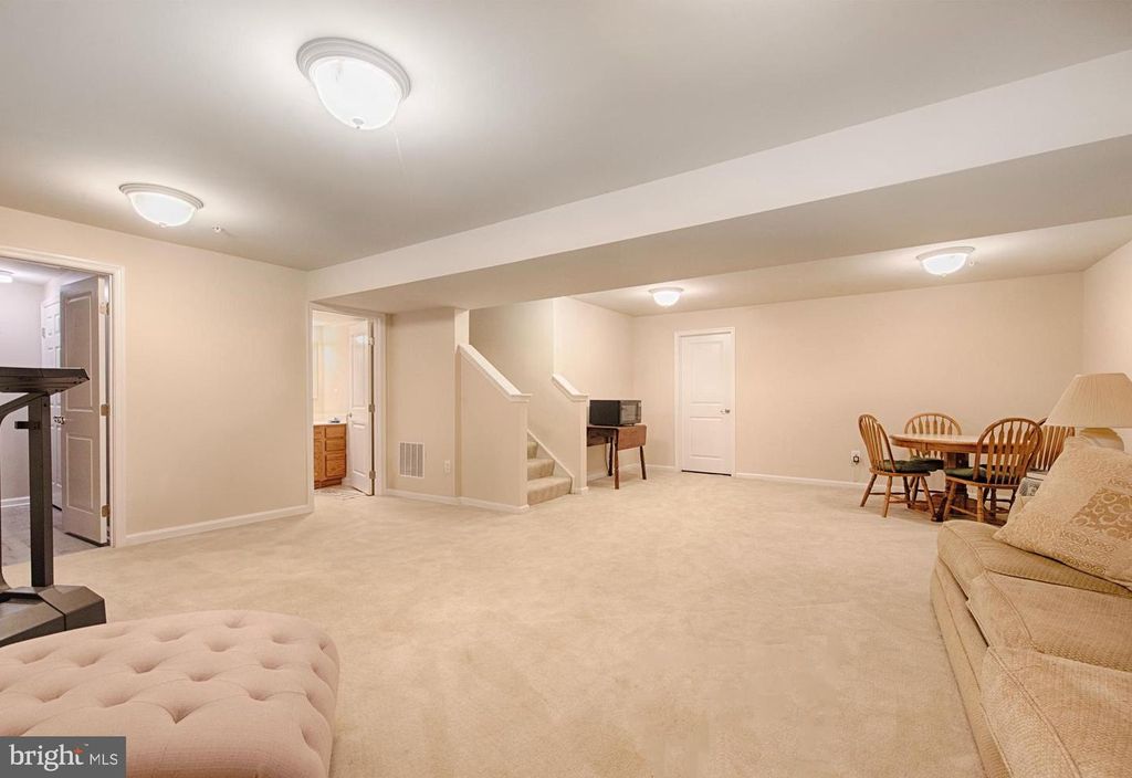 Image 37 of property listing at 2010 ROCK GLENN BLVD, Havre De Grace, MD 21078