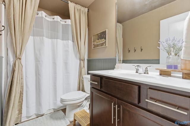 233 Olde Dogwood Trail, Priceville, AL 35603