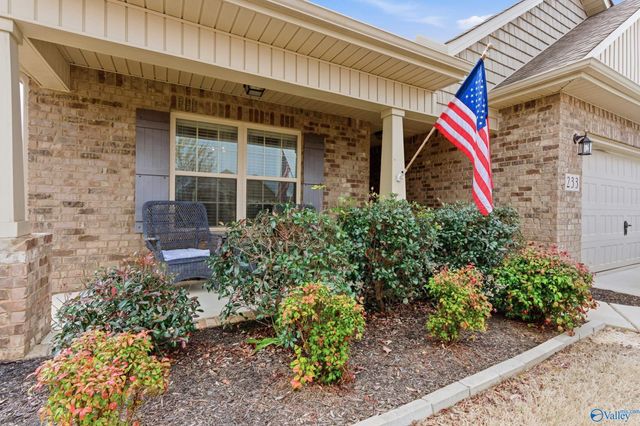 233 Olde Dogwood Trail, Priceville, AL 35603